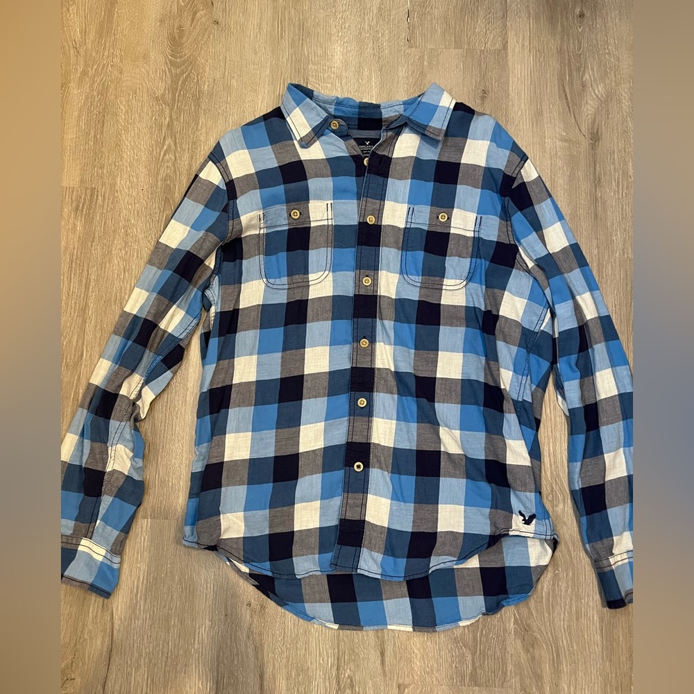 American Eagle Button Up | Size Large